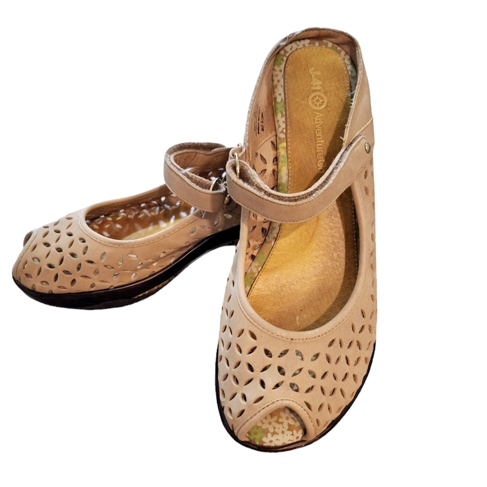 J-41 Jambu Adventure On Journey Peep-Toe Clog, Tan Suede, Sz 9M